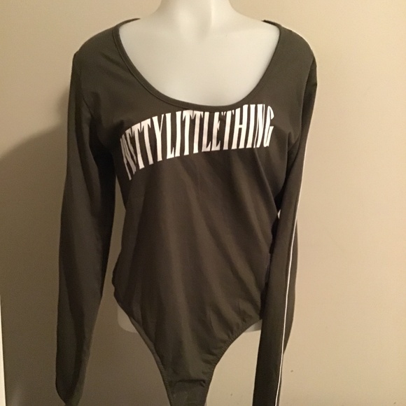 🔥Best offers, Nwot, size XL, Green body suit, Pretty Little Thing - Picture 1 of 1
